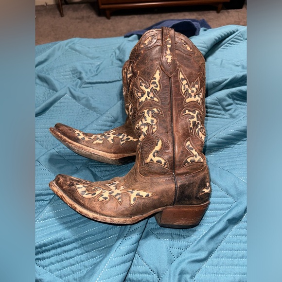 COPY - Johnny Ringo Leopard Print Boots - Picture 5 of 8